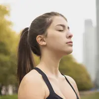 Olahraga aerobik adalah fondasi utama untuk memperbaiki kualitas pernapasan. [Dok/freepik.com]