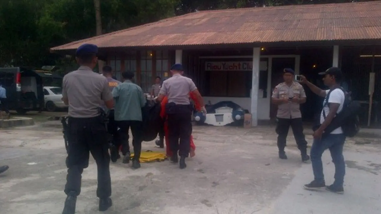 Tarikan Uang Pendaratan Sebelum Kapal Pengangkut TKI Tenggelam