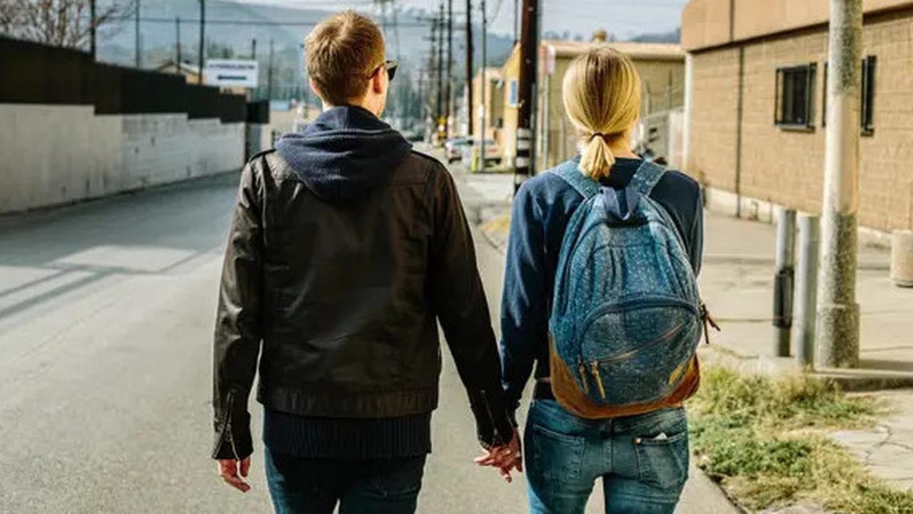 130 Kata Kata Buat Hari Girlfriend Day yang Romantis dan Penuh Makna
