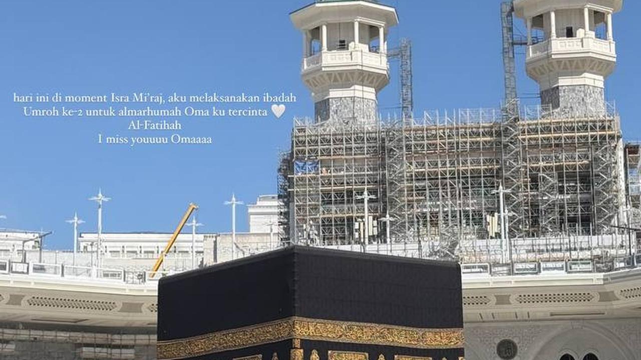 Potret Alyssa Daguise Laksanakan Umrah Untuk Sang Nenek, Bersyukur Doanya Dikabulkan