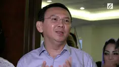 Calon Gubernur Petahana DKI Jakarta Basuki Tjahaja Purnama atau Ahok mengajak calon gubenur Anies Baswedan bertemu di Balai Kota, Jakarta