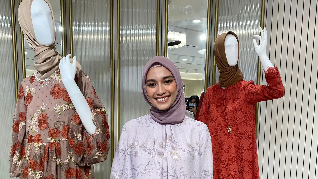 Inspirasi Baju Lebaran yang Menawan dari Mega Iskanti x Kami