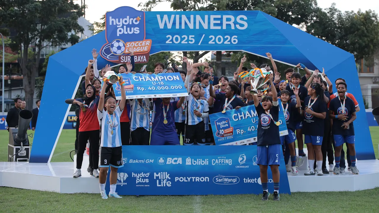 Arema FC Juara Kompetisi Sepak Bola Wanita U-15 HPSL Surabaya