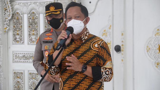 Hadapi Pandemi Covid-19, Mendagri Terus Semangati Pemda untuk Bekerja Keras - Vimarsana News
