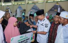 Baznas Sultra Salurkan Santunan Rp355 Juta untuk Ratusan Yatim dan Dhuafa Jelang Idul Fitri