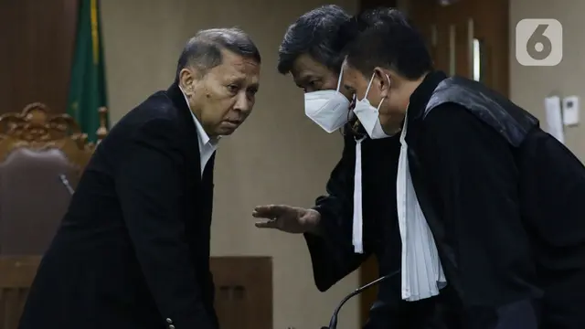 FOTO: Mantan Dirut PT Pelindo II RJ Lino Divonis Empat Tahun Penjara