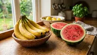 Buah Apa yang Tidak Boleh Disimpan Bersama Pisang? Ini 12 Daftarnya