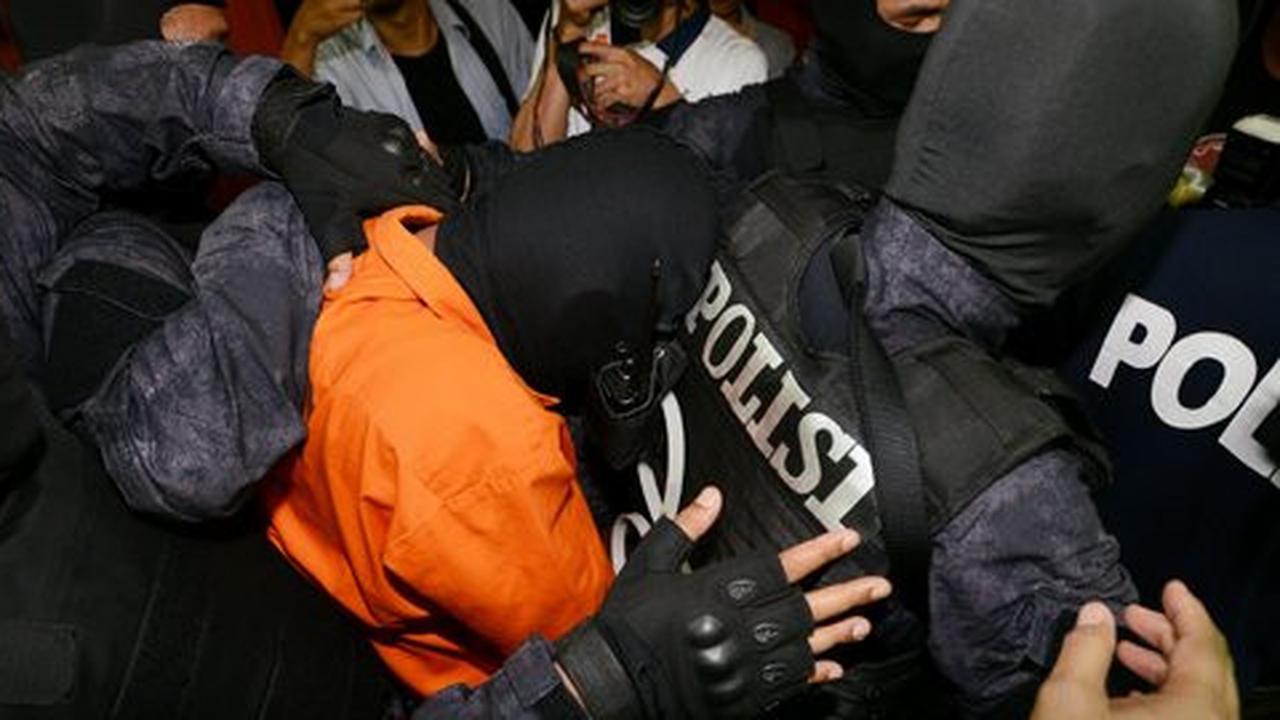 Rekontruksi, Agus paparkan awal mula pembunuhan Neng