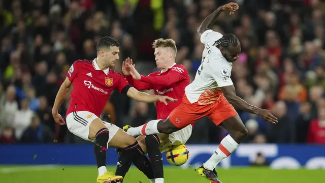 Foto: Arsenal Berpesta, Manchester Menang Tipis di Liga Inggris