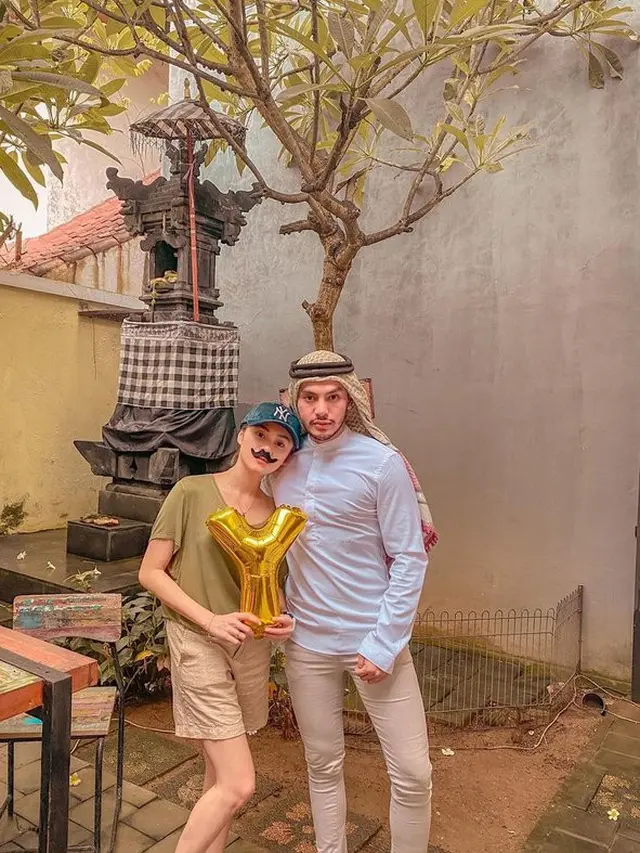 Potret Mesra Dara The Virgin dan Kekasih. (Sumber: Instagram/darathevirgin)