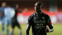 Victor Igbonefo terbilang memiliki catatan mentereng sebagai pemain naturalisasi. Ia resmi menjadi WNI sejak 10 Oktober 2010. Namun, debutnya di Timnas Indonesia baru dimulai pada Piala Dunia 2014 dan tergabung dalam skuat Merah Putih untuk Piala AFF 2014. (Bola.com/Bagaskara Lazuardi)