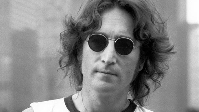 [Bintang] John Lennon