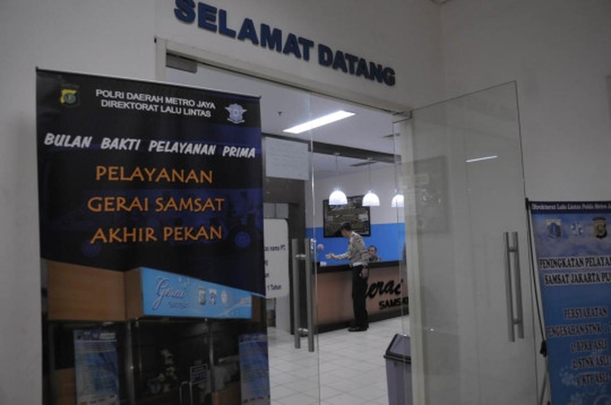 Layanan Gerai Samsat permudah warga perpanjang pajak kendaraan