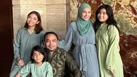 Potret keluarga Bebi Romeo dan Meisya Siregar. (Foto: Instagram/meisya_siregar)