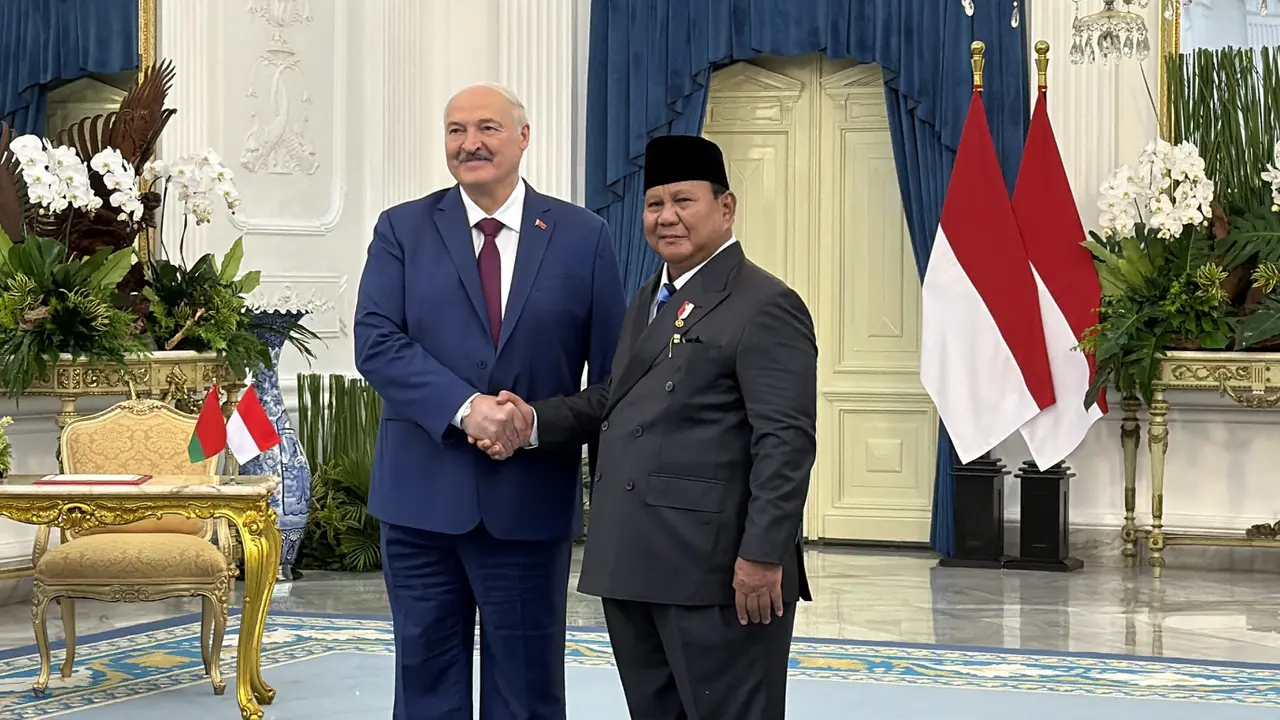 Presiden Prabowo Subianto menerima kunjungan kenegaraan Presiden Republik Belarus Aleksandr Lukashenko di Istana Merdeka Jakarta.