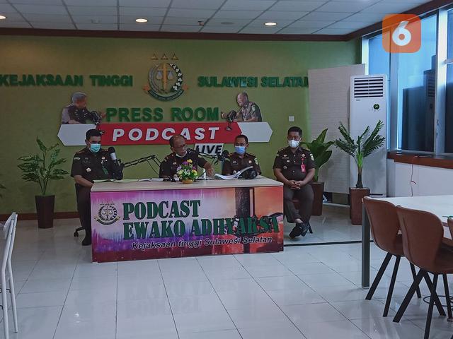 Kasus Pencucian Uang Kredit Macet Bank Plat Merah Kadispenda Makassar Mangkir Regional Liputan6 Com