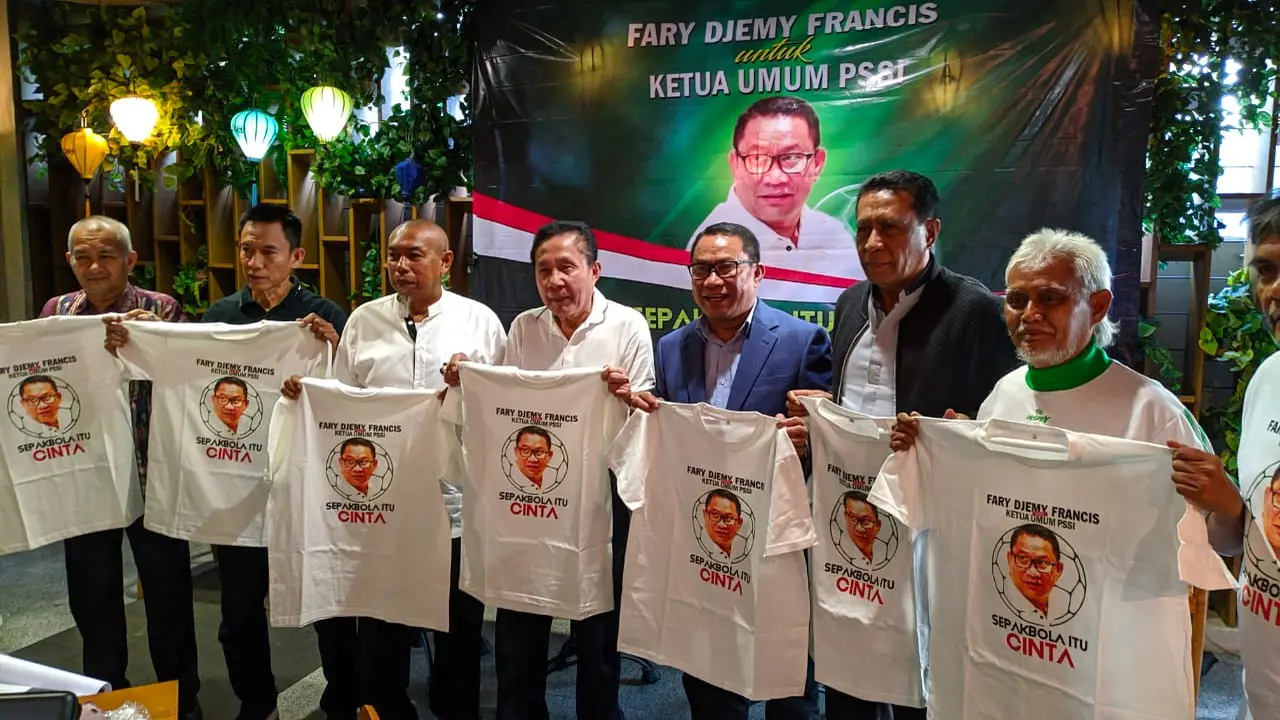 Konferensi pers Fary Djemi Francis sebagai Bakal Calon Ketua Umum PSSI.