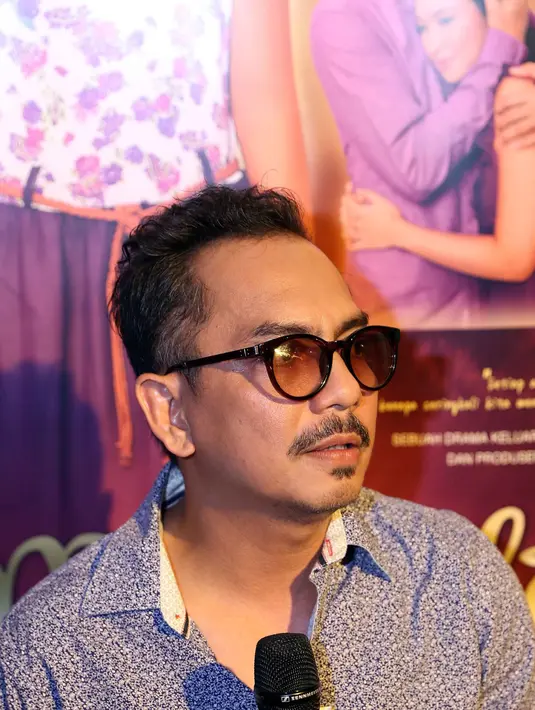 Selain Indra Birowo, Miracle: Jatuh dari Surga dimeriahkan oleh sederet bintang ternama seperti Darius Sinathrya, Naomi Ivo, Anneke Jodi dan Indra Birowo. (Nurwahyunan/Bintang.com)