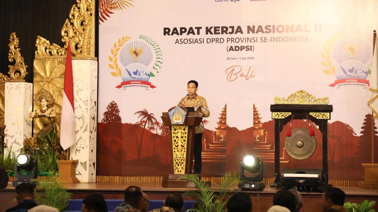Wamendagri Wiyagus Beberkan Pentingnya Peran DPRD Provinsi Perkuat Kemandirian Fiskal Daerah