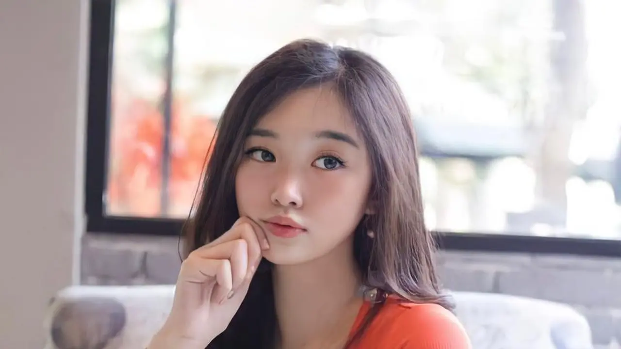Selebgram Livy Renata (ist)