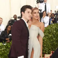 Jadi menurut kamu Hailey Baldwin pacaran nggak sama Shawn Mendes? (Jamie McCarthy  GETTY IMAGES NORTH AMERICA  AFP)