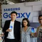 Samsung kembali memperlihatkan kebolehan smartphone terbarunya -- Galaxy A8 yang dikhususkan untuk kalangan anak muda