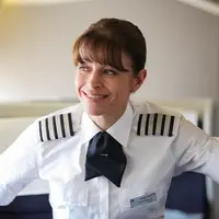 ilustrasi kapten perempuan/Photo by Sunshine Seeds (Shutterstock)