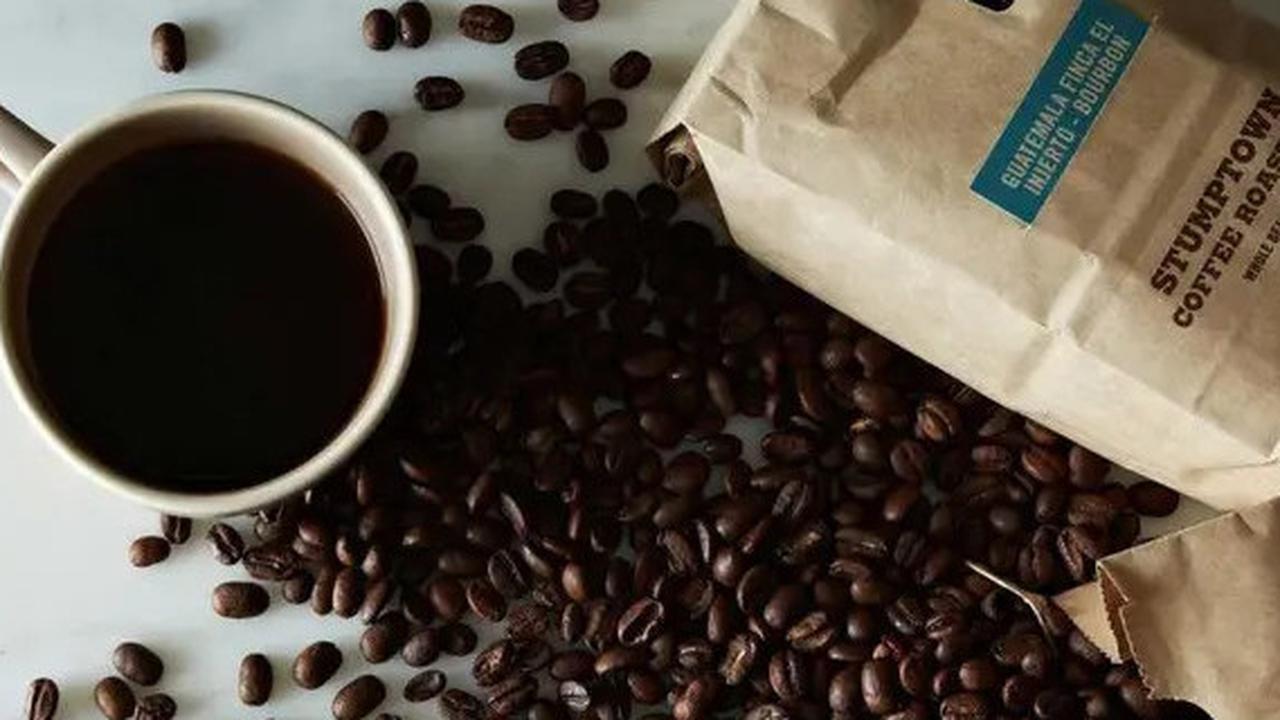 Kata Secangkir Kopi: Inspirasi dan Makna dalam Setiap Tegukan