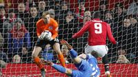 Manchester United menang 2-0 atas Brighton and Hove Albion. (AP Photo/Frank Augstein)