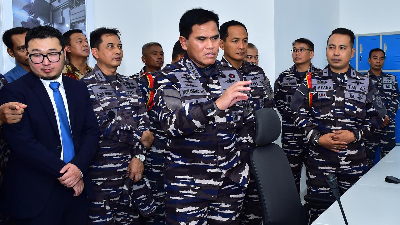 Kepala Staf Angkatan Laut (Kasal) Laksamana TNI Dr. Muhammad Ali meresmikan Gedung Damage Control Simulator (DCS) bertempat di Komando Latihan (Kolat) Komando Armada II, Surabaya, Sabtu (24/2) (Istimewa)