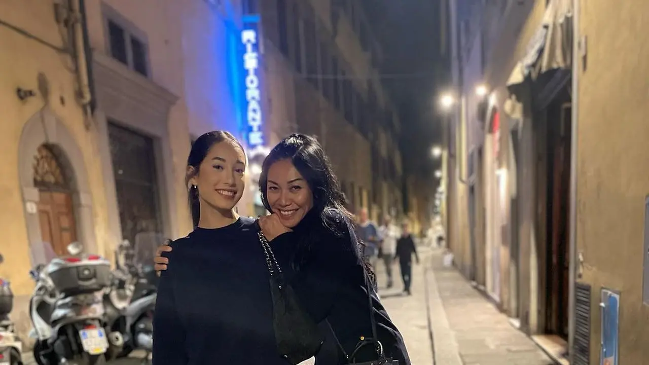 Potret Artis dan Seleb Ayu dengan Anak Gadisnya, Putri Anggun C. Sasmi Cantik Saingi Ibunya