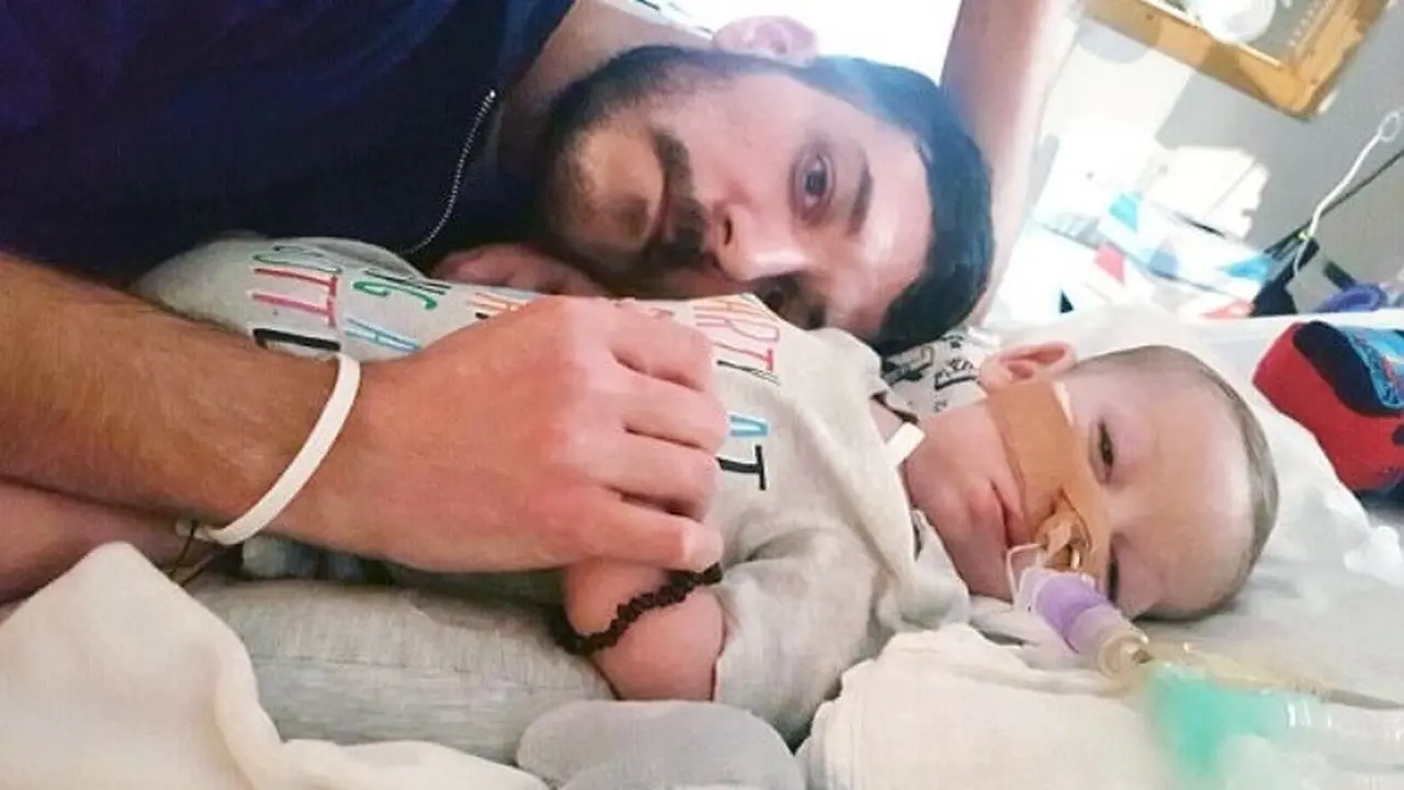 Meski Sudah Divonis Mati, Donasi untuk Bayi Ini Terus Mengalir