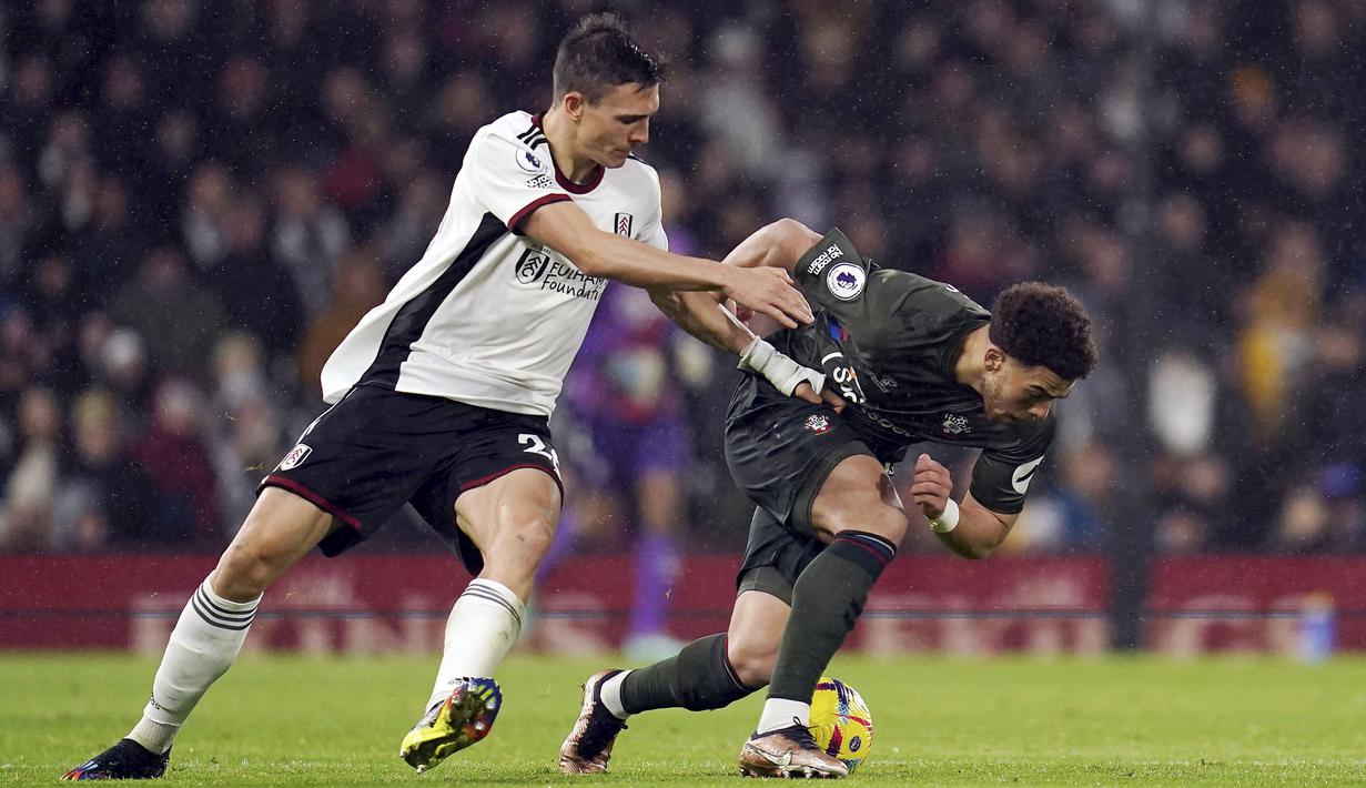 Joao Palhinha merupakan rekrutan cerdik yang dilakukan Fulham di musim 2022. Diboyong dari Sporting Lisbon seharga 20 juta Euro, pemain Portugal itu sukses menjelma menjadi pemain penting sekaligus salah satu gelandang terbaik Premier League musim ini. (John Walton/PA via AP)