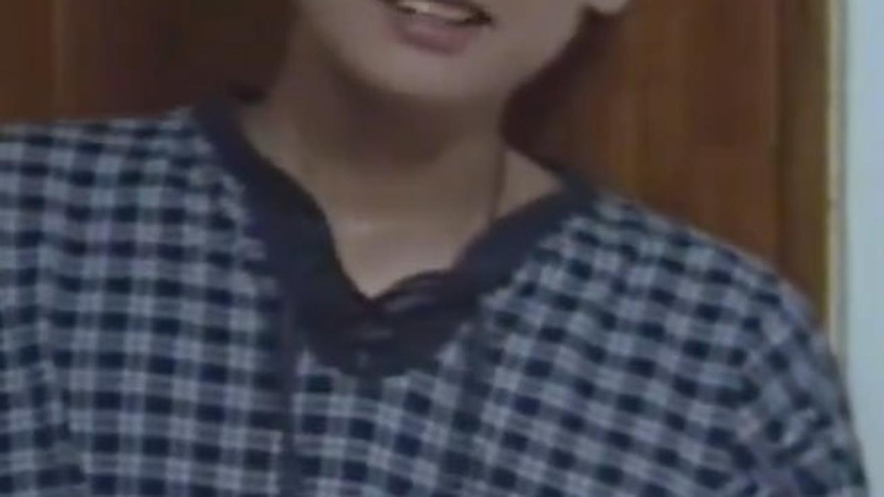 Tak sedikit yang menyebutnya mirip Jungkook BTS dan Chanyeol EXO, menambahkan daya tariknya.
