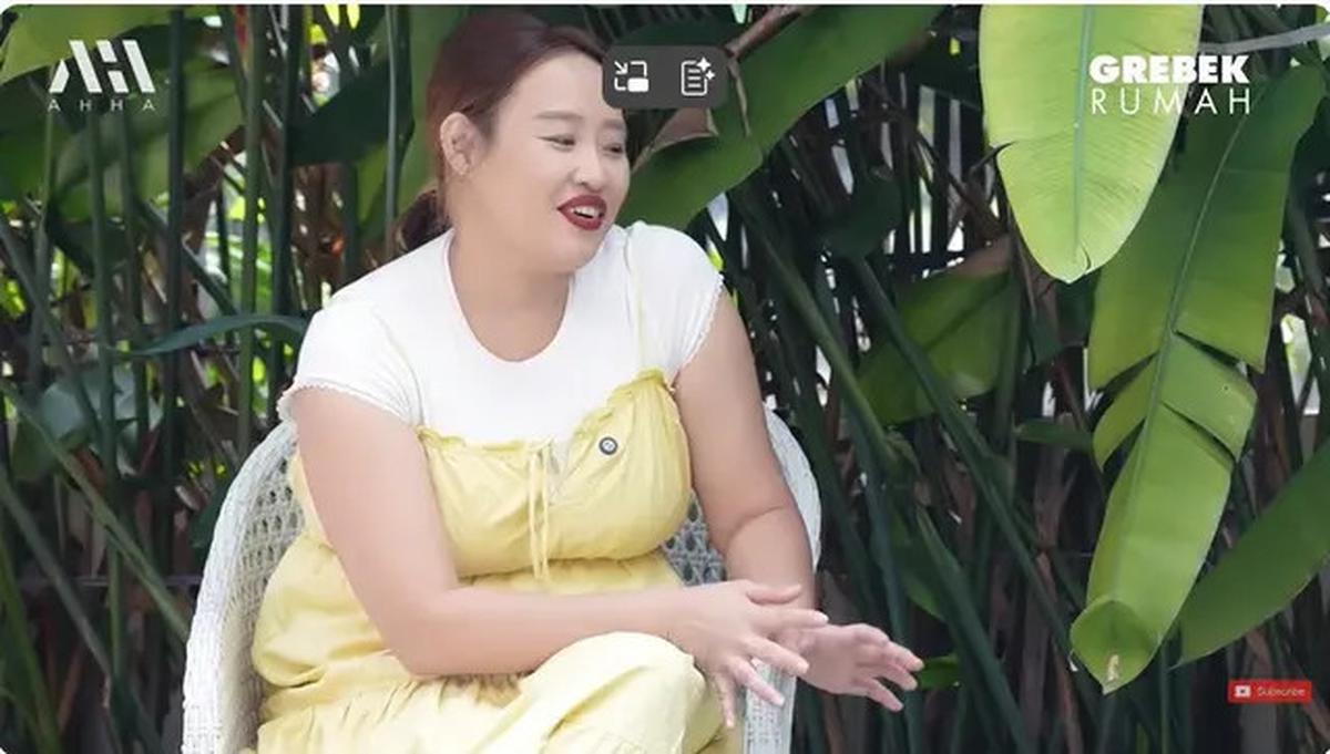 9 Potret Sudut Rumah Mewah Pinkan Mambo, Perlihatkan Dapur Bikin Donat Viral