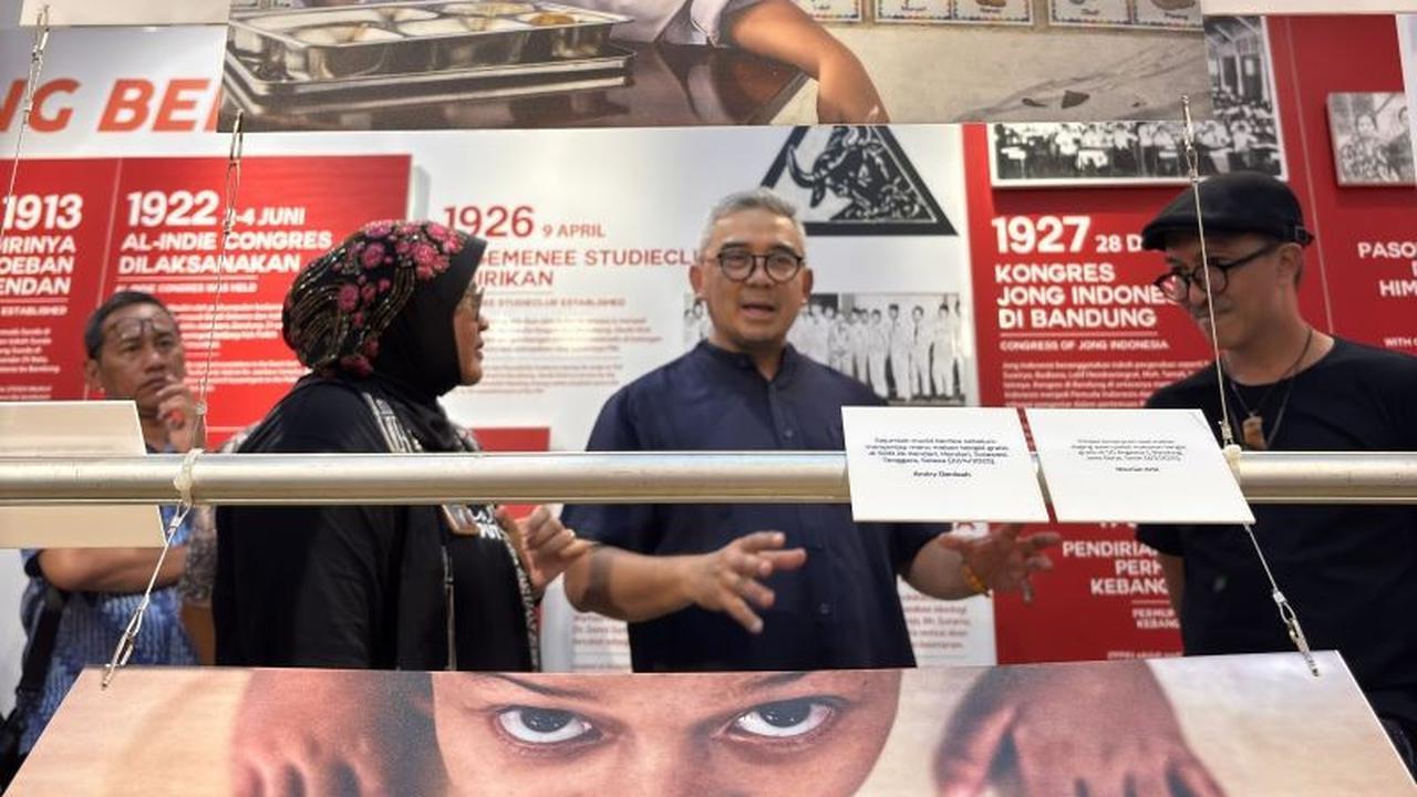 Wali Kota Bandung Apresiasi Pameran Foto Prabowo-Gibran oleh ANTARA di Museum Kota