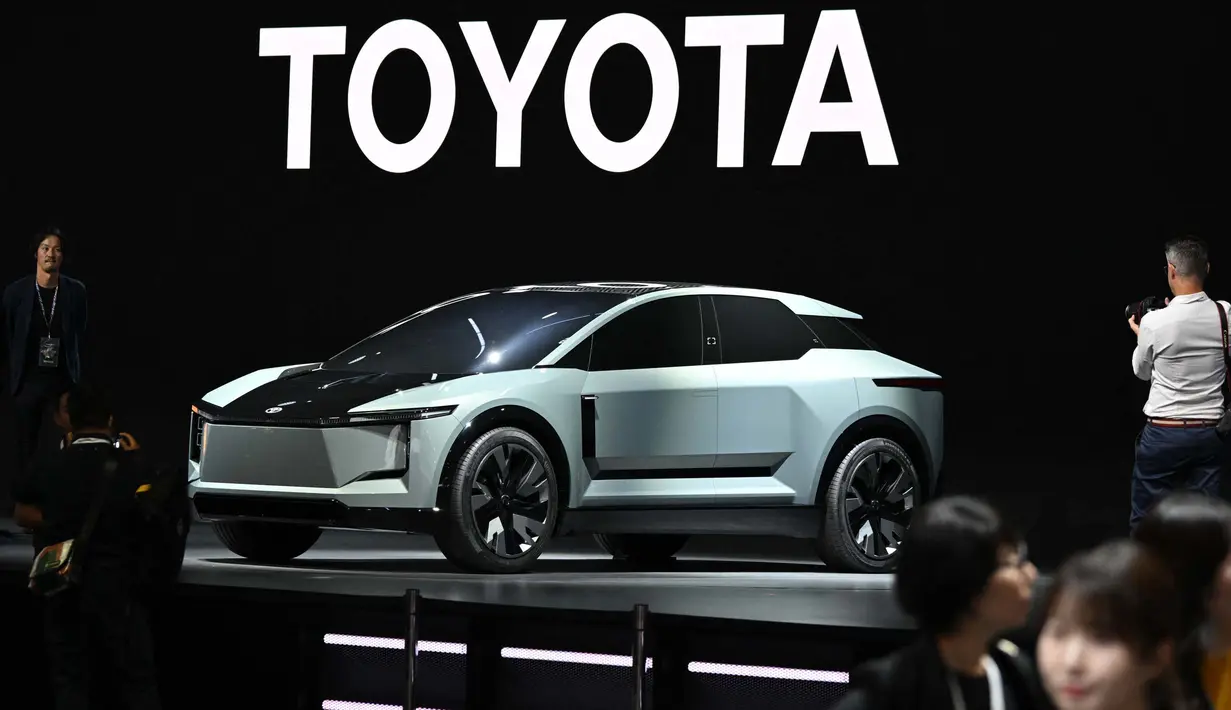 SUV konsep kendaraan listrik FT-3e dari Toyota Motor. (Kazuhiro NOGI/AFP)