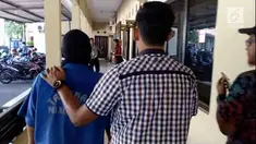 R mengaku bisa menggandakan uang hingga dua kali lipat.