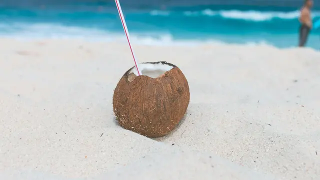 Gunakan Rebusan Air Kelapa