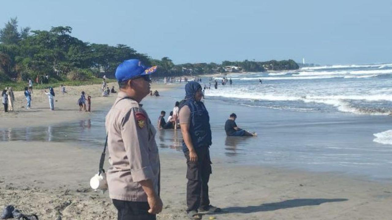 Patroli Satpolairud Garut Digenjot, Pastikan Keselamatan Wisatawan di Pantai Selatan