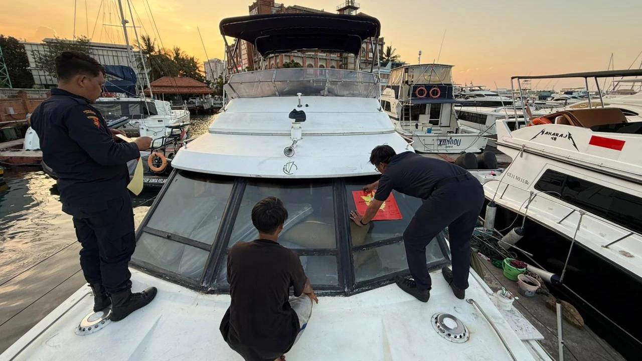 Bea Cukai Dalami Kepemilikan dan Dokumen 82 Yacht di Perairan Jakarta