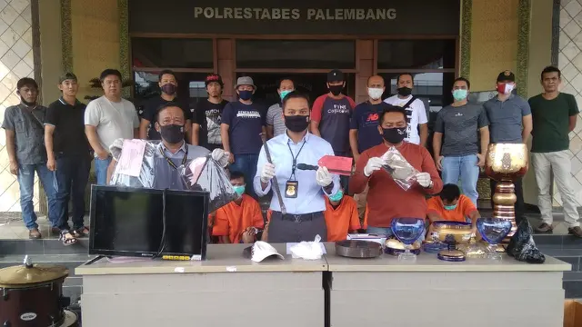 Komplotan Pembobol Rumah di Palembang Curi Barang Korban Senilai Miliaran Rupiah