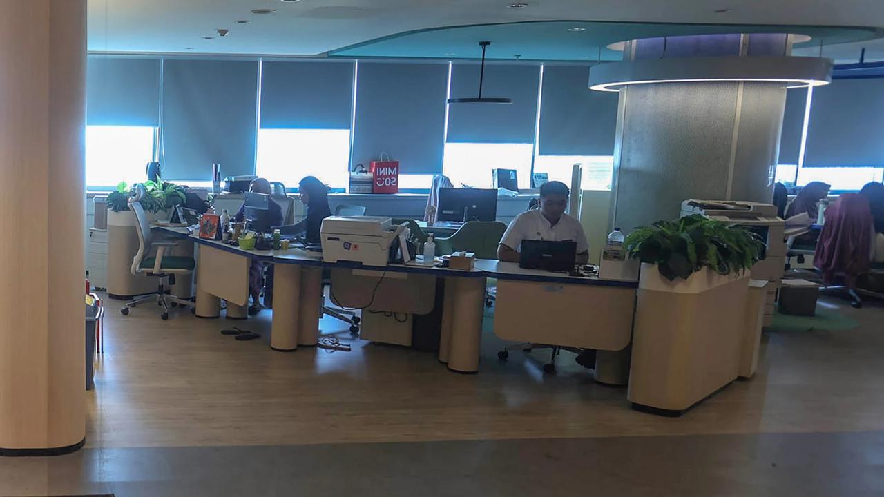 FOTO: Penerapan WFH Jumat di Balaikota Jakarta