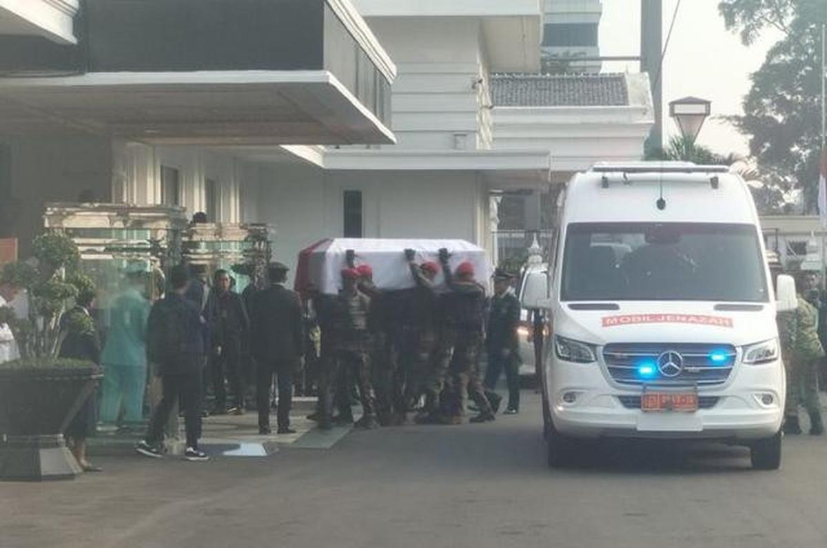 Prabowo Tiba di Tempat Persemayaman Ryamizard Ryacudu