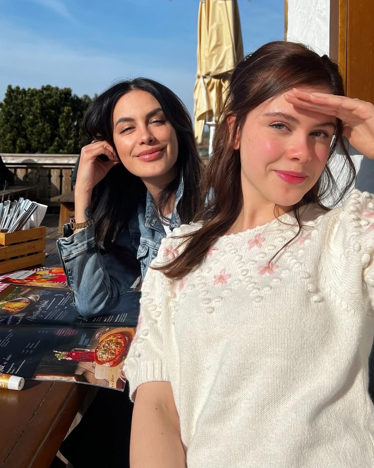 Potret Kebersamaan Sophia Latjuba dengan Sang Anak, Manuella Aziza yang Punya Paras Cantik