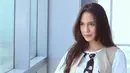 Setelah banyak bermain dalam film bergenre drama, perempuan 24 tahun itu mencoba keluar dari zona nyamannya selama ini. Ia bermain dalam drama komedi berjudul The Guys bareng Raditya Dika. (Adrian Putra/Bintang.com)