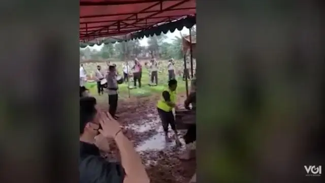 AKP Noviandi Arya Kharisma yang mengalami kecelakaan di Senen (Foto: YouTube)