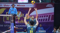 Surabaya Samator menang dengan skor 3-1 (25-17, 25-23, 22-25, 25-17) dalam laga lanjutan putaran kedua Proliga 2026 di GOR Utama Bojonegoro, Minggu (15/2/2026) malam. (Dok. PBVSI)