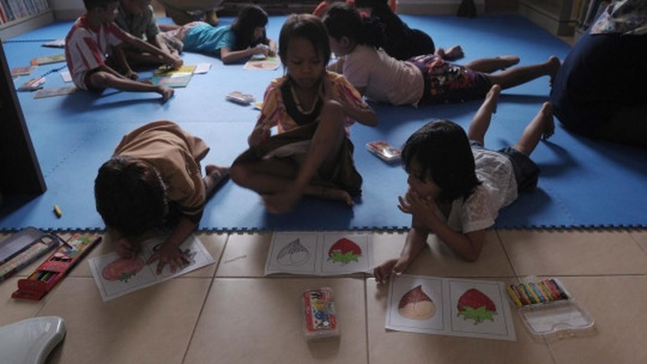 Keceriaan bocah Kp Pulo manfaatkan area Rusunawa jadi lahan bermain