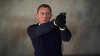 The most popular fictional spy agent. (Photo: Daniel Craig in No Time to Die (2021) - IMDb)